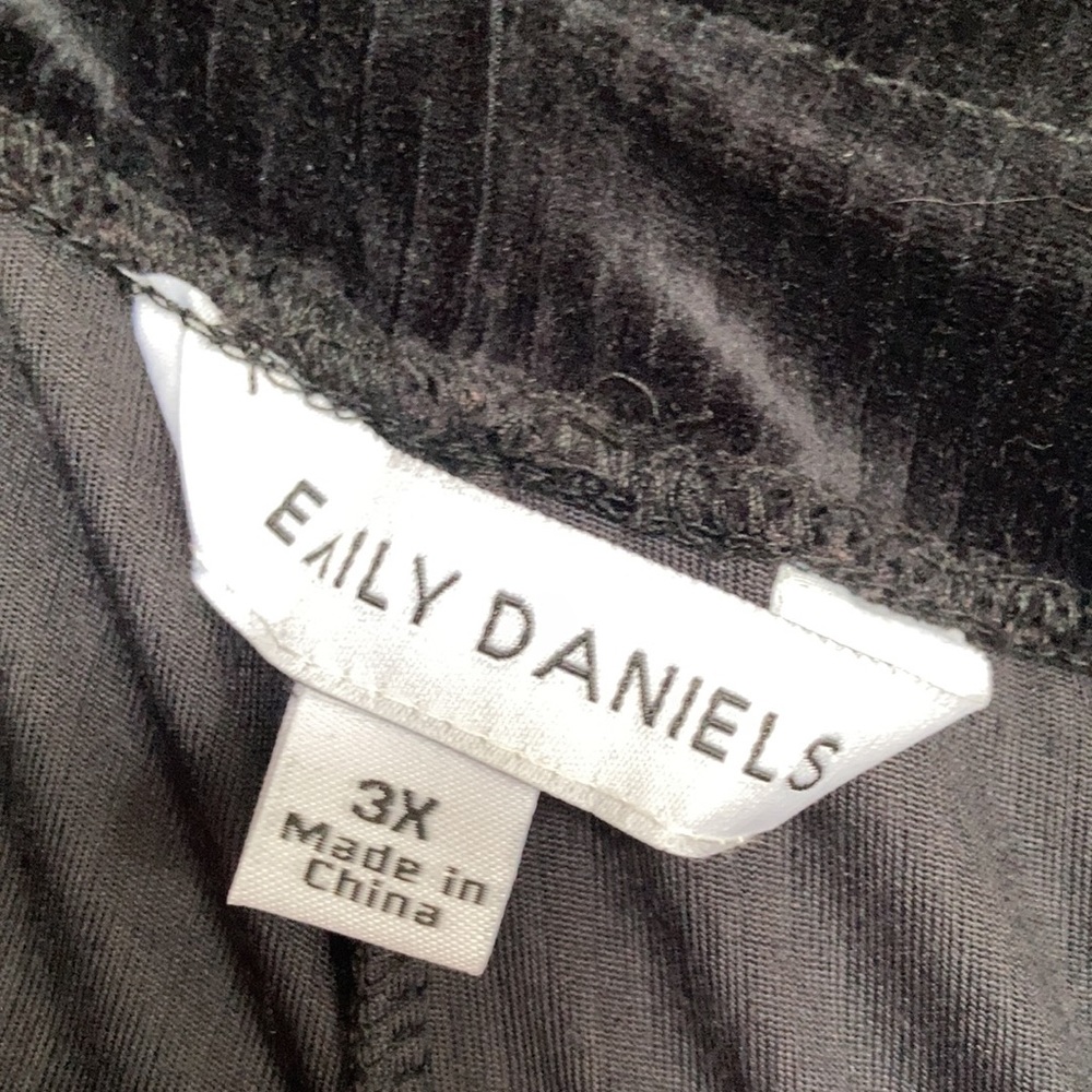 Emily Daniels black pull on knit corduroy pant size 3X - Picture 15 of 17